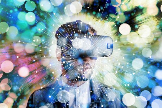 découvrez l'univers captivant de la réalité virtuelle, où l'innovation technologique vous plonge dans des expériences immersives inédites. explorez des mondes virtuels fascinants, vivez des aventures palpitantes et améliorez vos compétences avec des applications variées allant du jeu à l'éducation. plongez dès maintenant dans le futur de l'interaction numérique !