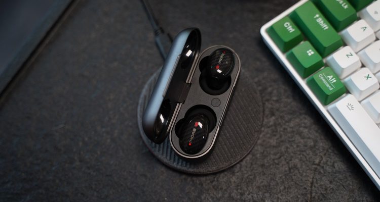 découvrez les avantages du bluetooth : connectivité sans fil simplifiée, économies d'énergie, liberté de mouvement et compatibilité avec une variété de dispositifs. explorez comment cette technologie révolutionne notre quotidien.