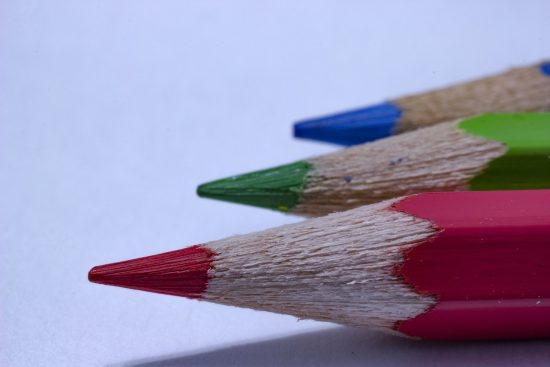 découvrez le monde des couleurs avec rgb, le modèle de couleurs utilisé dans le numérique. apprenez comment les couleurs sont combinées pour créer de superbes visuels sur vos écrans, et explorez les applications du rgb dans le design graphique et l'illustration.