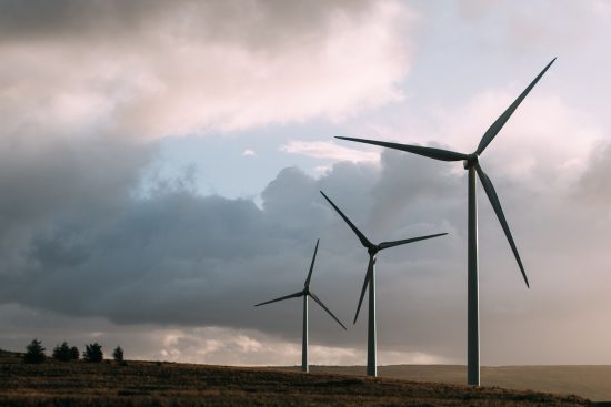 découvrez les avantages des énergies renouvelables, telles que l'énergie solaire, éolienne et hydraulique, pour un avenir durable et respectueux de l'environnement. informez-vous sur les technologies innovantes et les solutions accessibles pour réduire votre empreinte carbone.