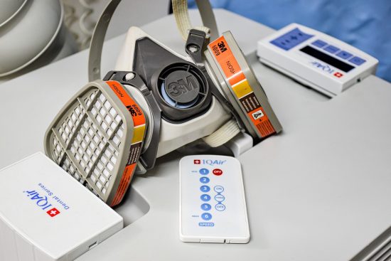 découvrez les purificateurs d'air connectés qui améliorent la qualité de votre environnement intérieur. grâce à la technologie intelligente, suivez et contrôlez la purification de l'air directement depuis votre smartphone. respirez un air pur et frais, en tout temps.