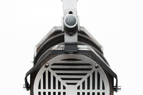 découvrez l'univers de la hi-fi, où la qualité sonore rencontre l'élégance. explorez les dernières tendances en équipements audiophiles, des amplificateurs aux enceintes, pour vivre une expérience d'écoute inégalée.