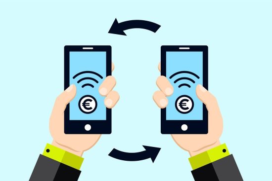 découvrez la technologie nfc (near field communication) : une solution pratique pour des paiements sans contact, le partage de données et la connectivité instantanée entre appareils. explorez ses applications et ses avantages pour simplifier votre vie quotidienne.